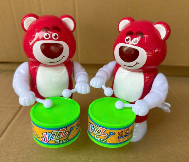 GẤU GÕ TRỐNG